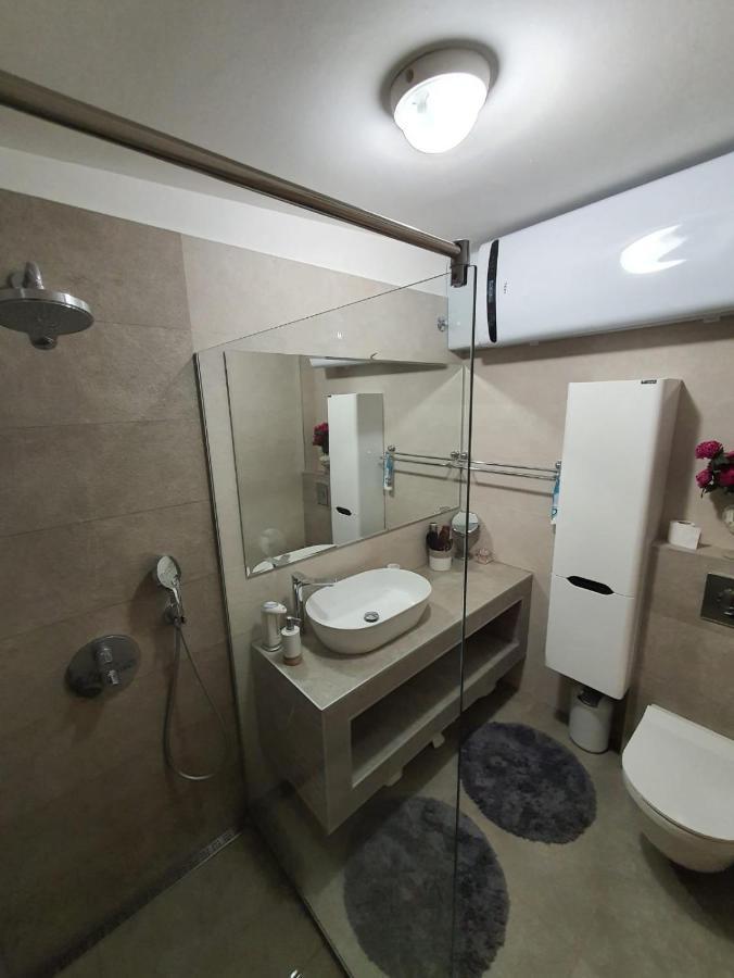 Apartment Sara Umag Eksteriør billede