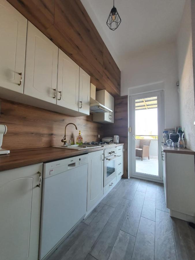 Apartment Sara Umag Eksteriør billede