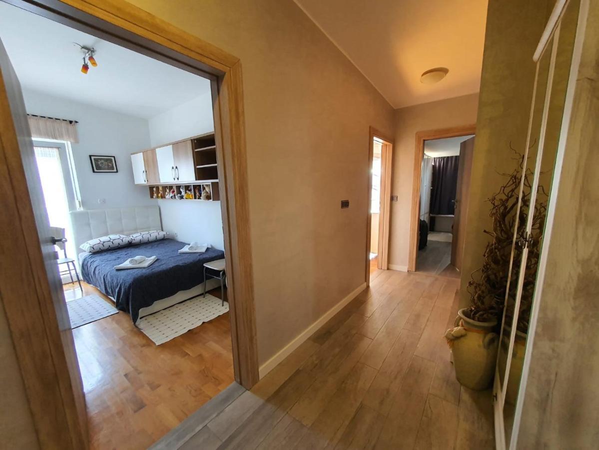 Apartment Sara Umag Eksteriør billede
